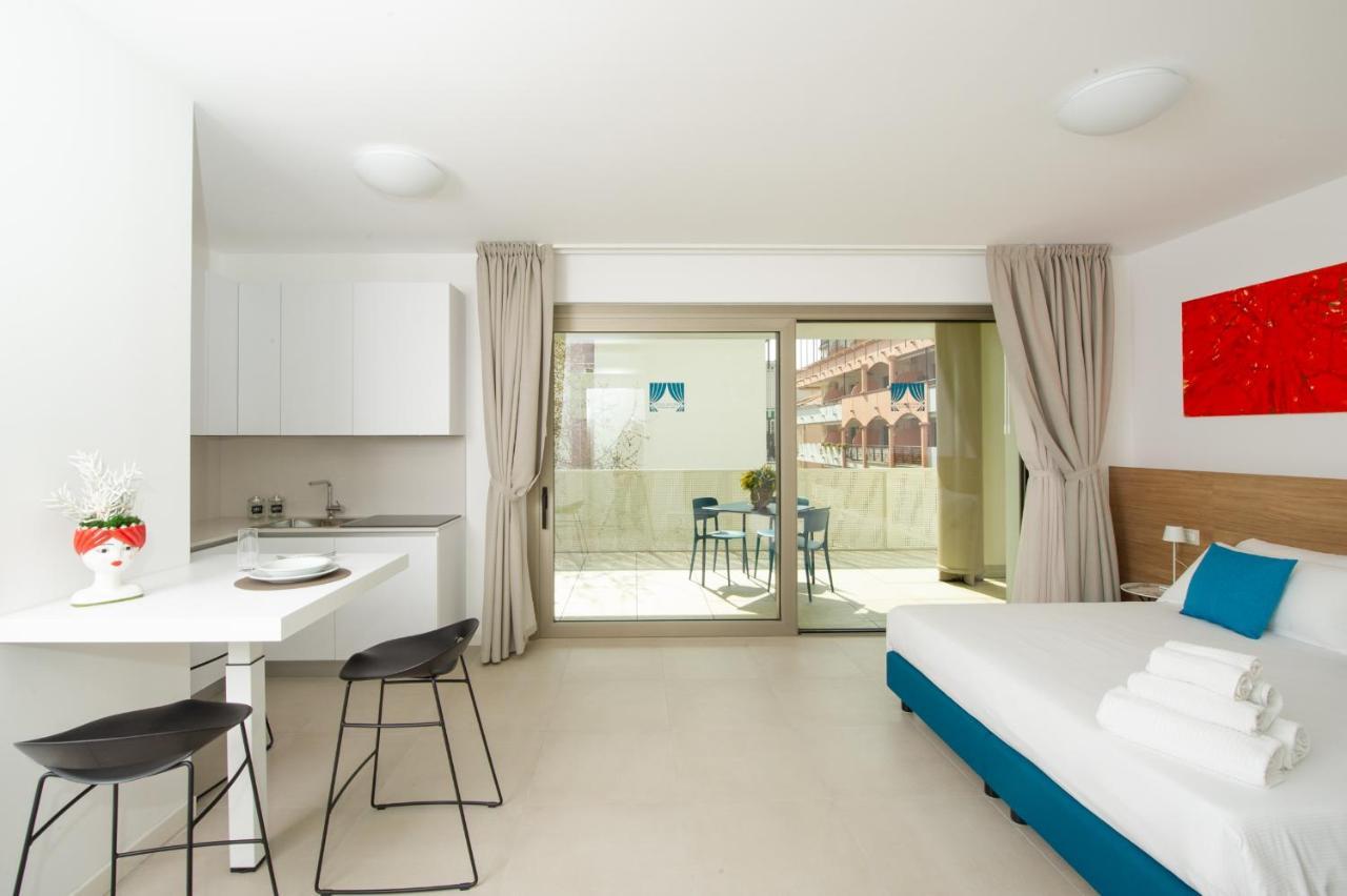 Ariston Teatro Luxury Aparthotel グラード エクステリア 写真