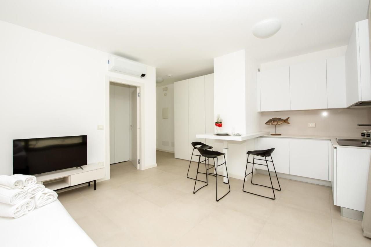 Ariston Teatro Luxury Aparthotel グラード エクステリア 写真