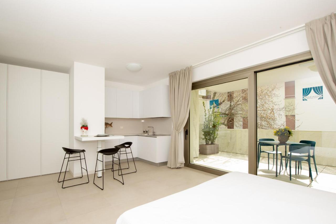 Ariston Teatro Luxury Aparthotel グラード エクステリア 写真