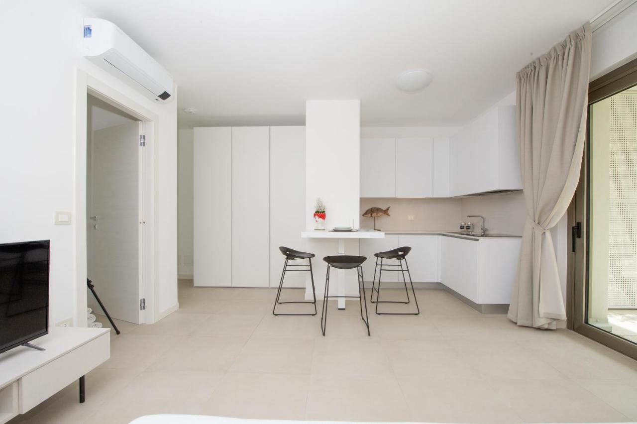 Ariston Teatro Luxury Aparthotel グラード エクステリア 写真