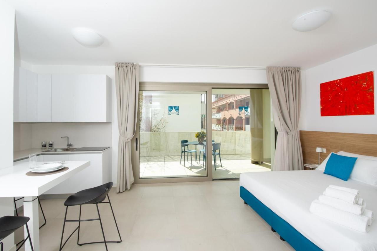 Ariston Teatro Luxury Aparthotel グラード エクステリア 写真