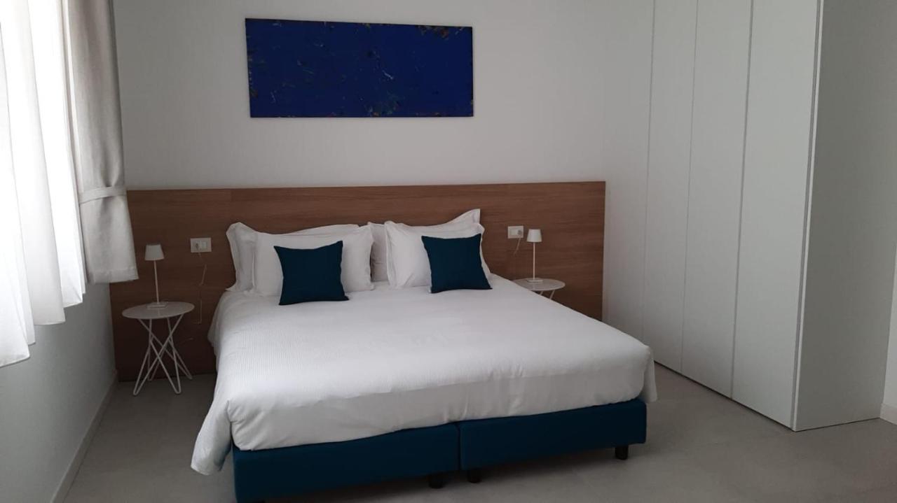 Ariston Teatro Luxury Aparthotel グラード エクステリア 写真